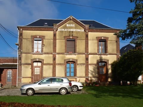 Couvreur Esclavelles