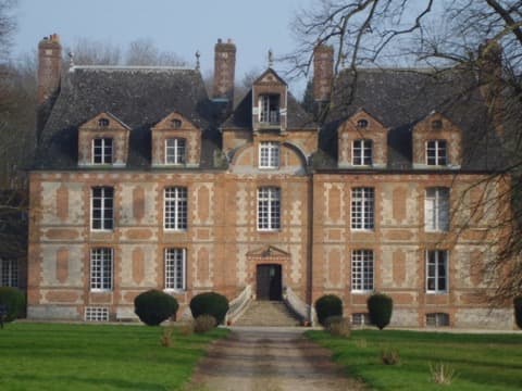 Couvreur Esteville