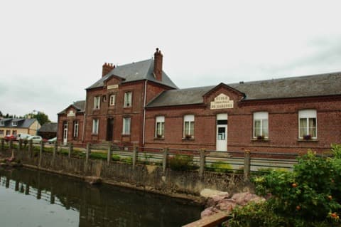 Couvreur Fresnoy-Folny